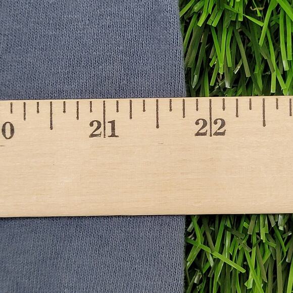 Vintage The-Mountain White Tigers Shirt Large 22x27 Faded Grayish Blue Y2K - Picture 12 of 15